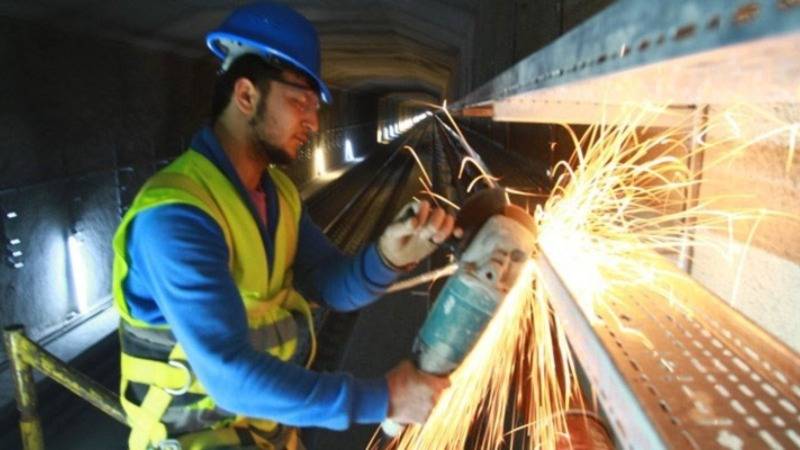 Ücretli çalışan sayısı yıllık yüzde 2,4 arttı